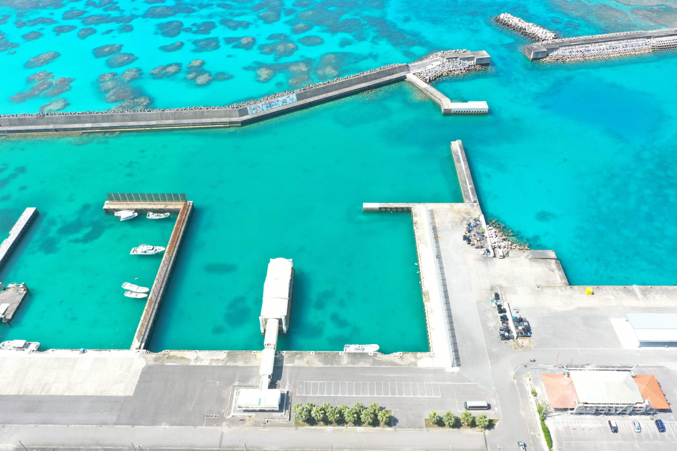波照間漁港波除堤等整備工事(R7)